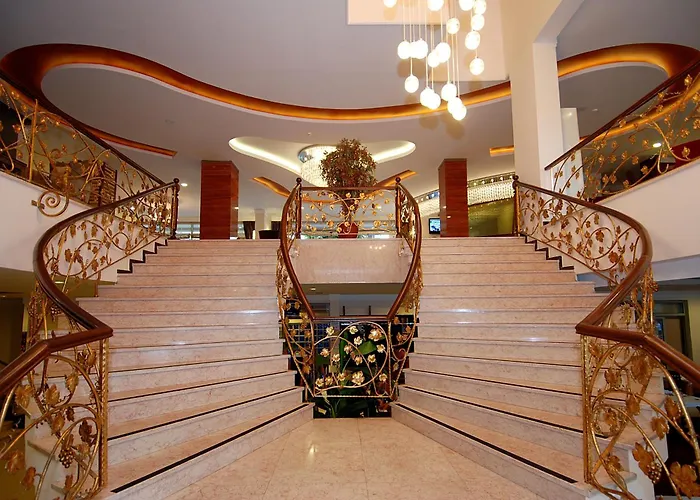 Grand Okan Hotel